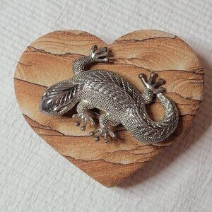 Vintage Lizard Brooch - Silver Tone